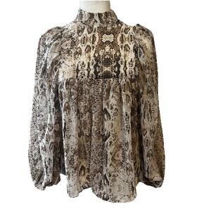 Bardot Womens Blouse Puff Sleeve Semi Sheer Mock Neck Size XS 2 Snake‎ Print NEW